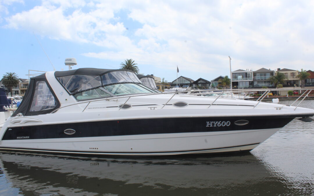 2004 Mustang 3800 ROYAL SPORTSCRUISER