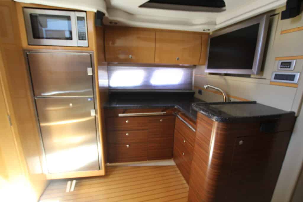 Listing Page 14 IMG 2337