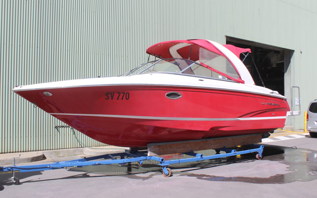 2009 Regal 2700 BOWRIDER