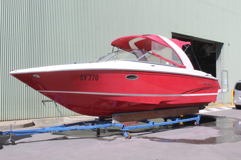 2009 Regal 2700 BOWRIDER