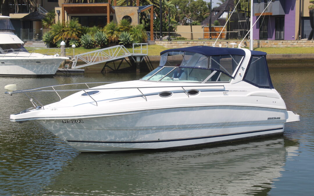 2004 Mustang 3200 Sportscruiser