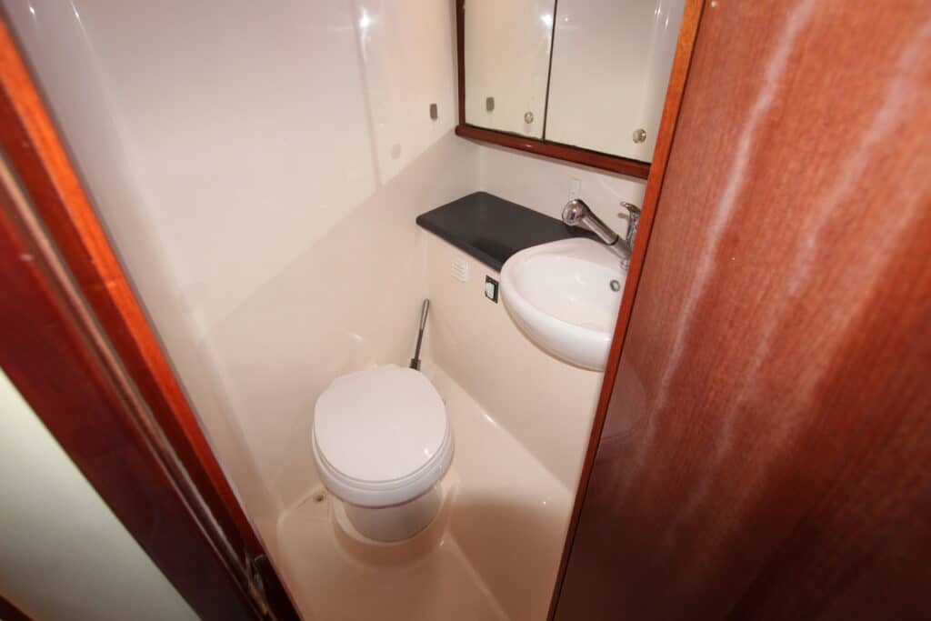 Listing Page 24 IMG 2806