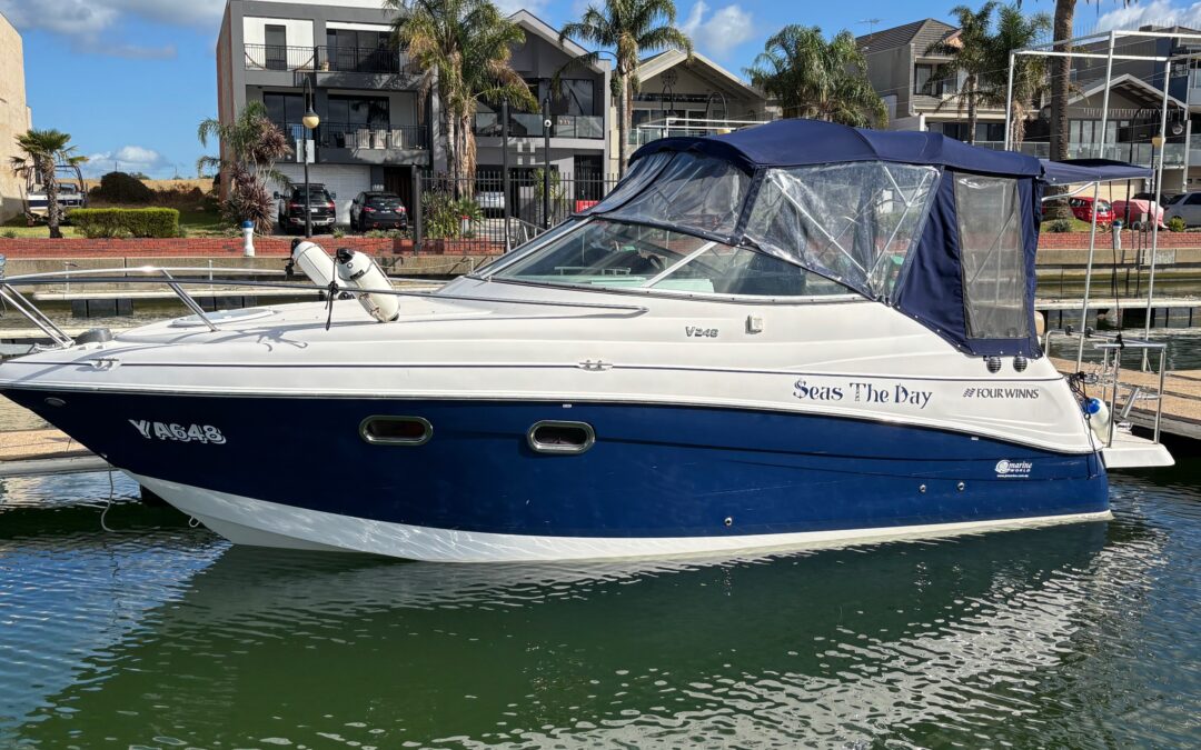 2009 Four Winns V248