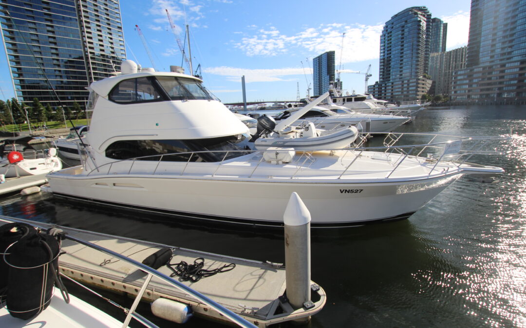 2008 Riviera 51 ENCLOSED FLYBRIDGE
