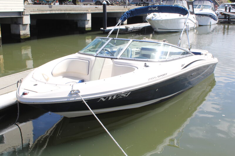 2010 Sea Ray 205 Sport