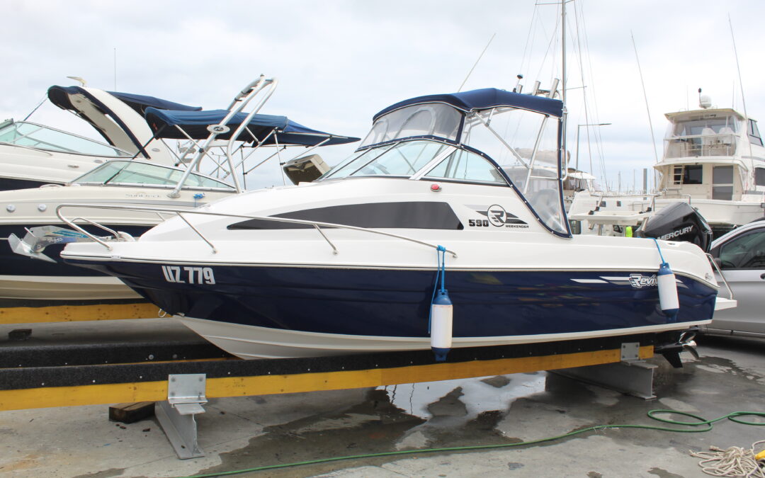 2020 REVIVAL R590 WeekEnder