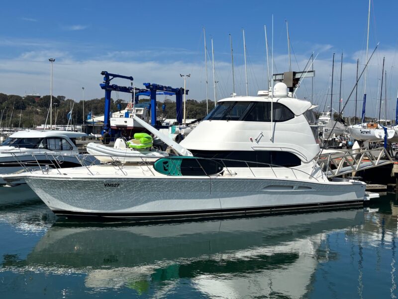 2008 Riviera 51 ENCLOSED FLYBRIDGE