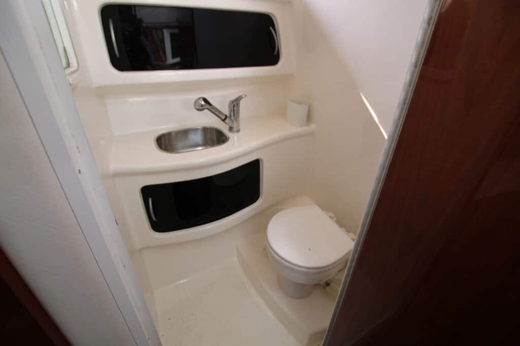 Listing Page 28 IMG 5187