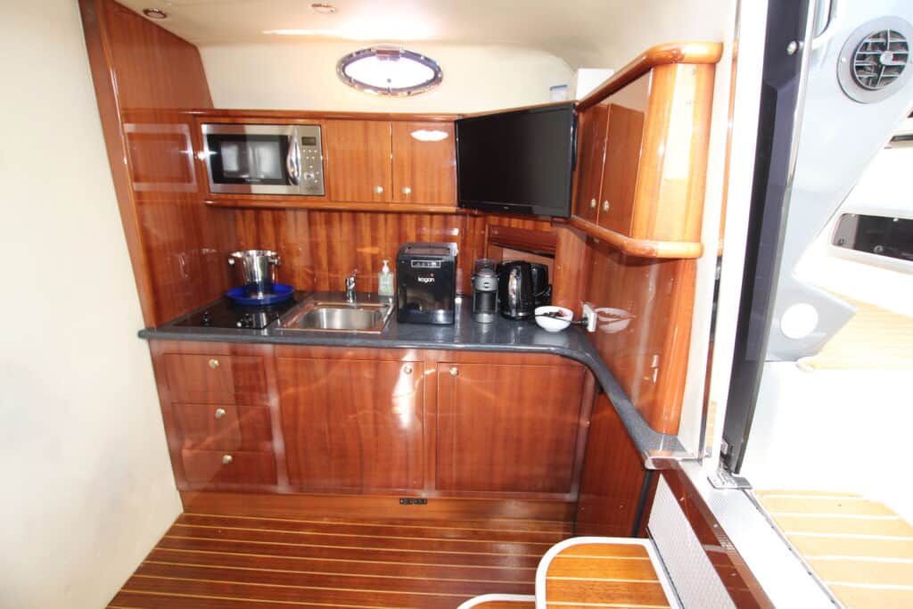 Listing Page 25 IMG 5314